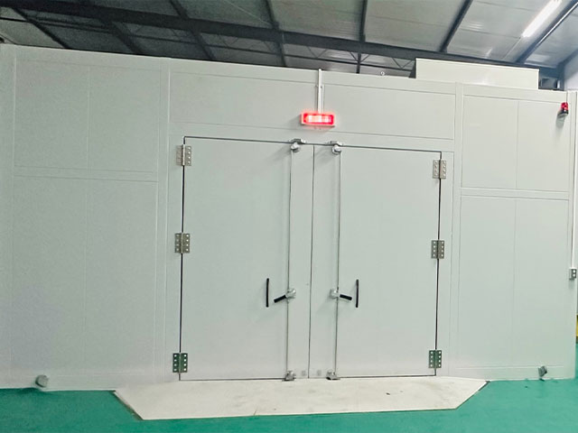 [For automotive parts manufacturers ] Overseas simple semi anechoic chamber+control room